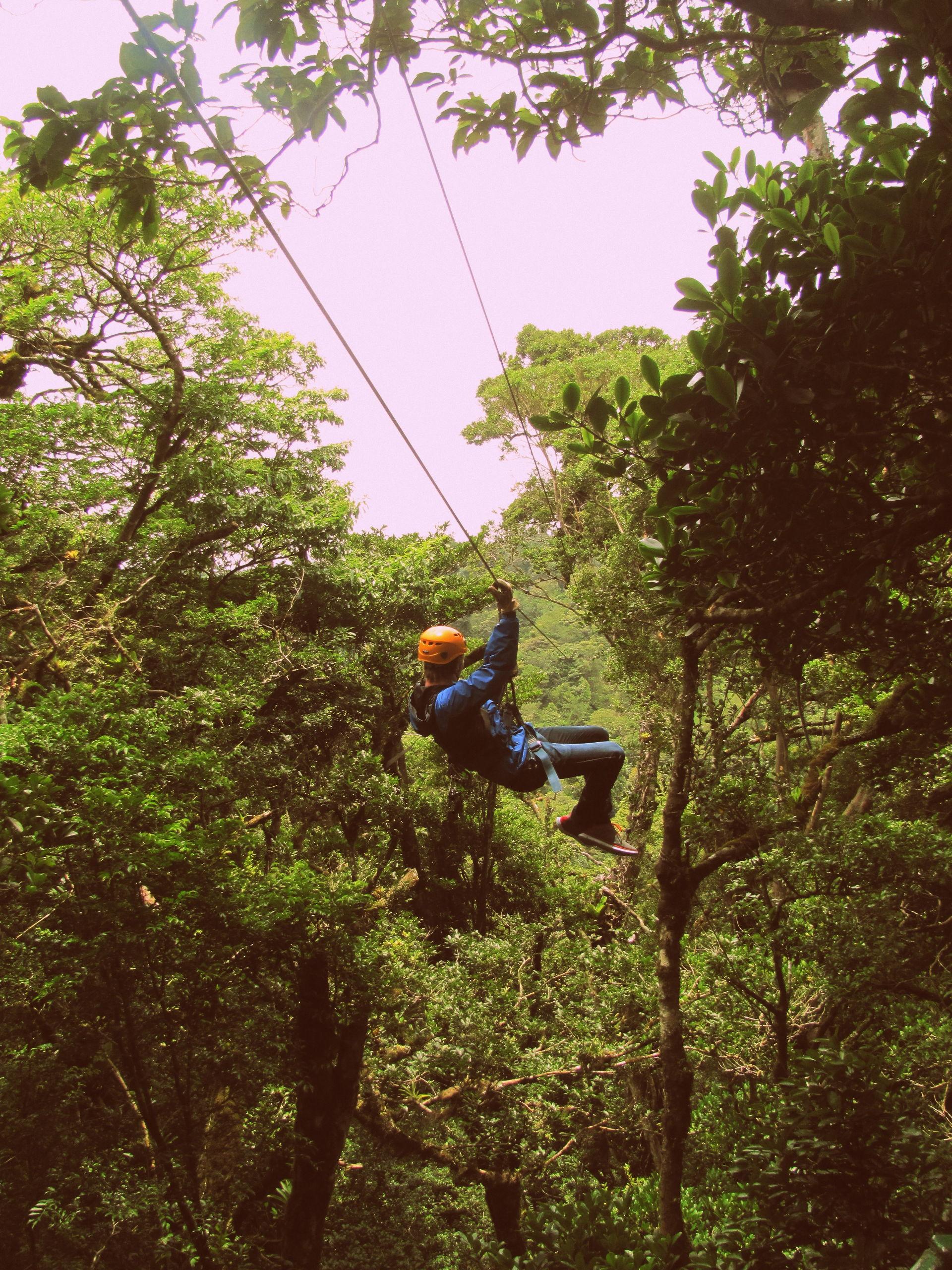 Zip up and awaaaayyyyy.....