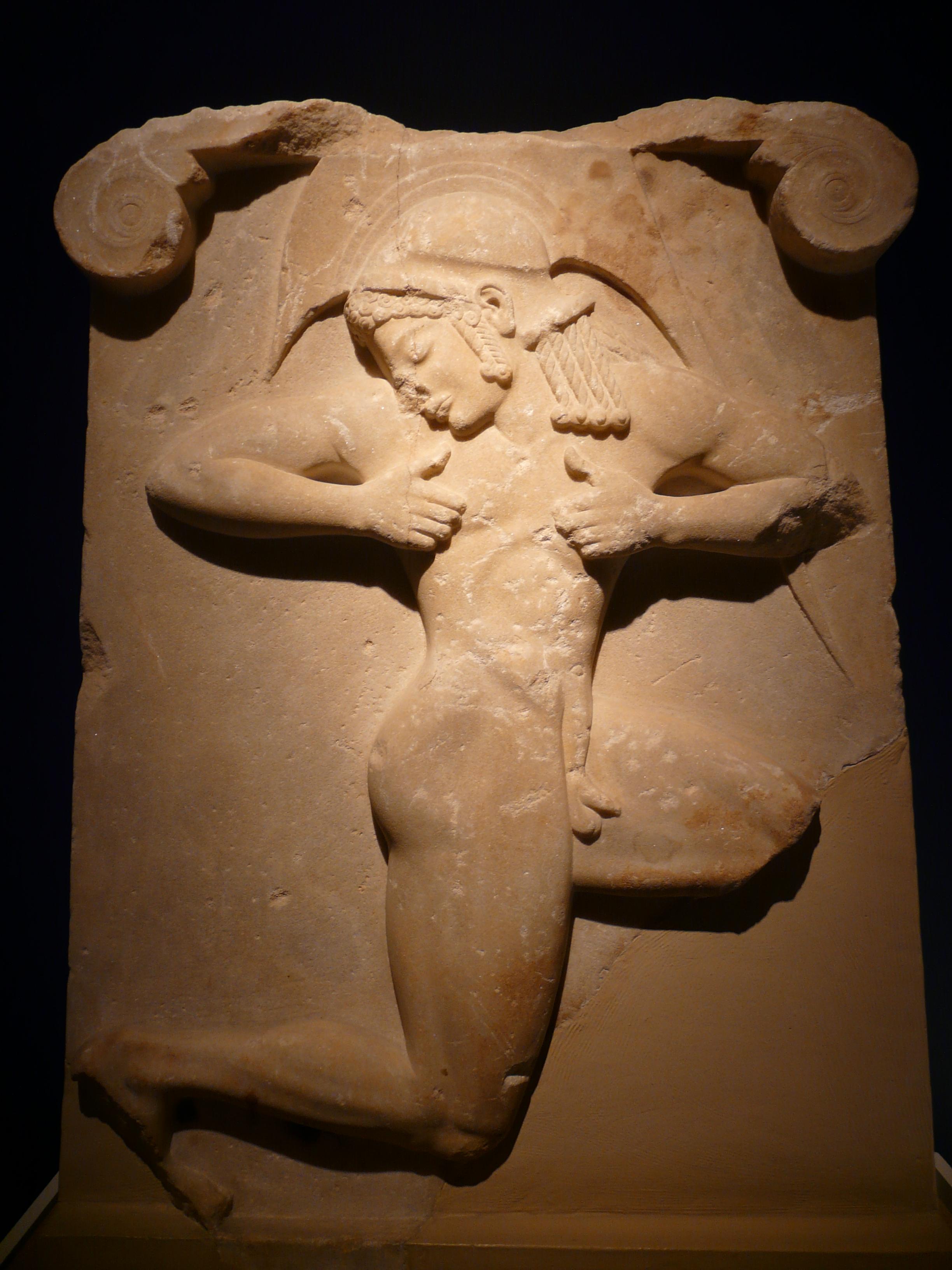 Statue man agrees: Great country!