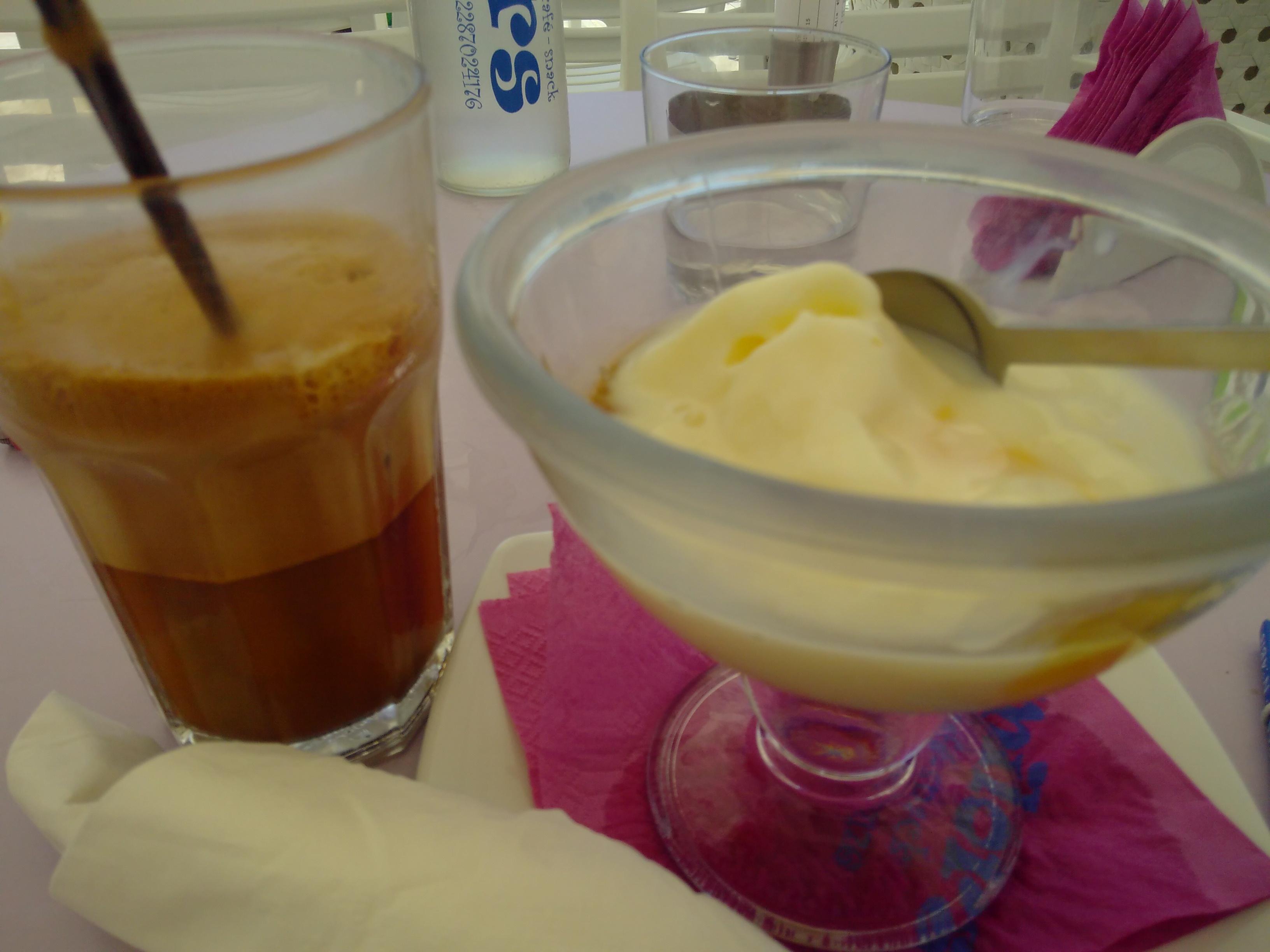 Good food (right) Bad food (left)